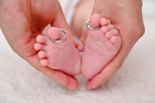 阜新孕妇多久肚子变大
